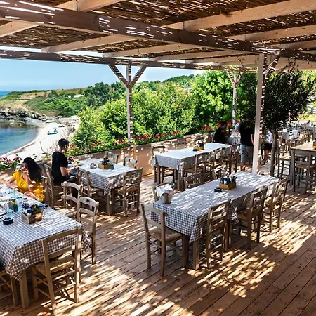 и Kаравани дрийм гардения Campsite Kiten (Burgas)