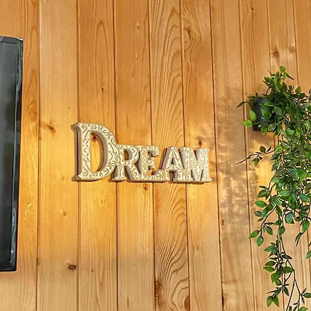 и Kаравани дрийм гардения * Kiten (Burgas)