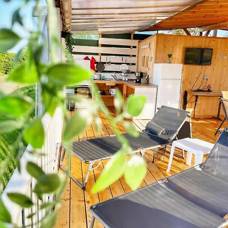 Campsite и Kаравани дрийм гардения *