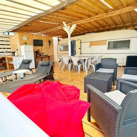 и Kаравани дрийм гардения Campsite