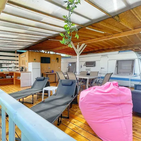 Campsite и Kаравани дрийм гардения *