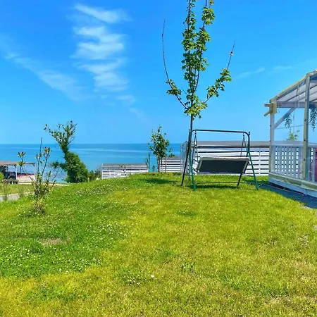 Campsite и Kаравани дрийм гардения Kiten (Burgas)