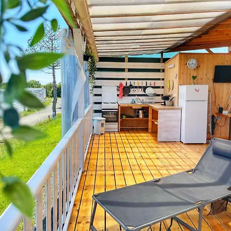 Campsite и Kаравани дрийм гардения *