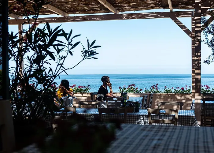 и Kаравани дрийм гардения * Kiten (Burgas)