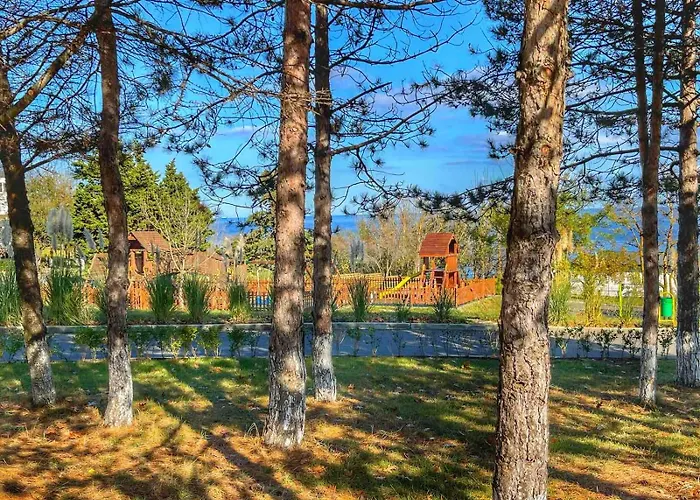 и Kаравани дрийм гардения * Kiten (Burgas)