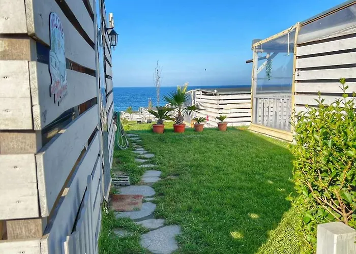 и Kаравани дрийм гардения * Kiten (Burgas)