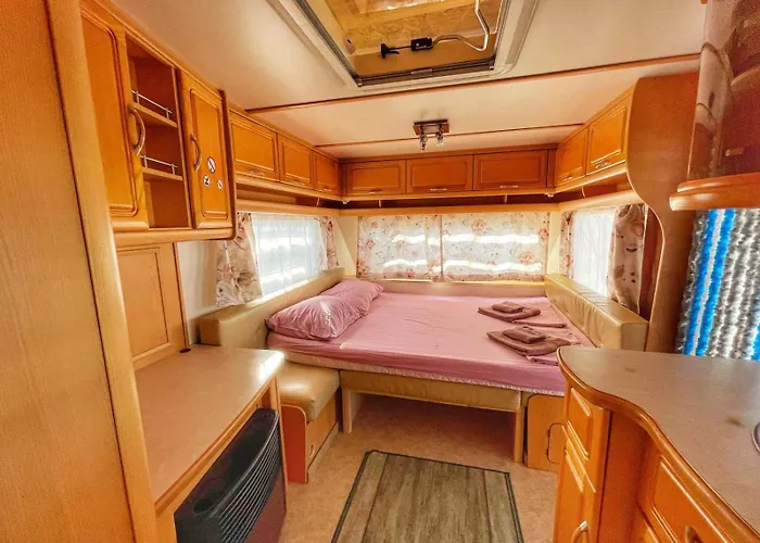 и Kаравани дрийм гардения Campingplatz *