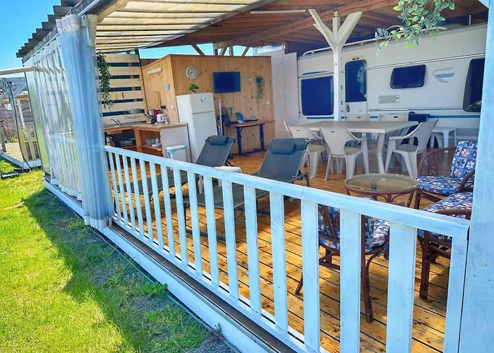 Campingplatz и Kаравани дрийм гардения Kiten (Burgas)