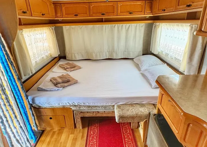 Campingplatz и Kаравани дрийм гардения Kiten (Burgas)