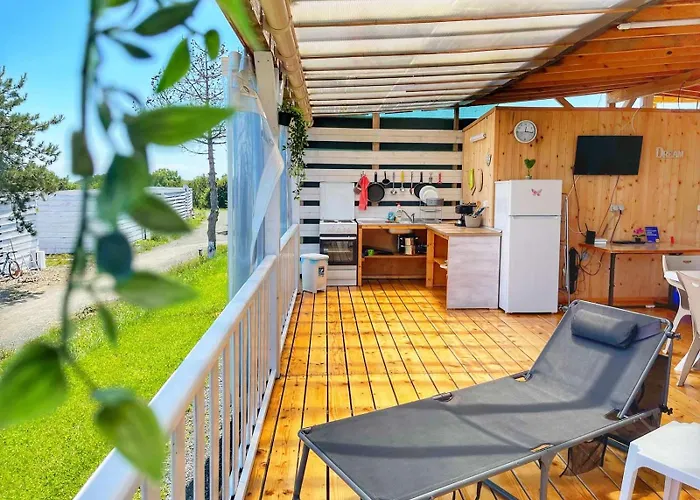 Campingplatz и Kаравани дрийм гардения *