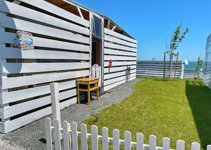 и Kаравани дрийм гардения * Kiten (Burgas)