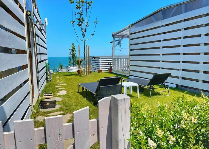 и Kаравани дрийм гардения Campingplatz *